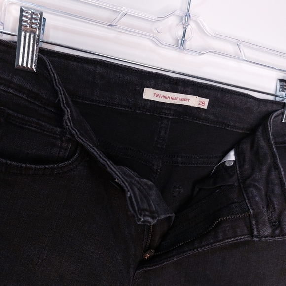 Levi's 721 High Rise Skinny Black Washed Studded Grunge Jeans Womens Size 28 - Picture 4 of 14